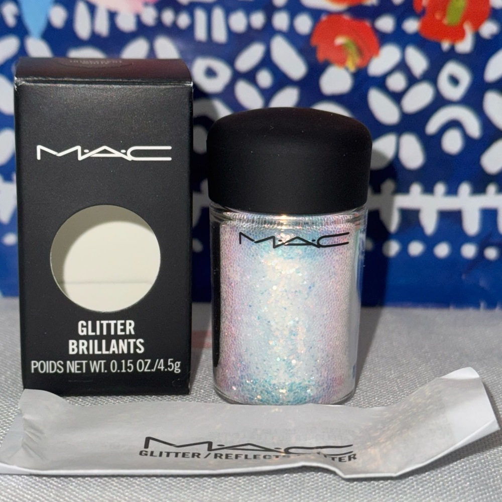 NIB NWT MAC Pigment Iridescent White Glitter Brillants Eye Shadow Eyeshadow 0.15